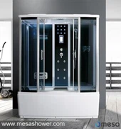 Cabina rettangolare con vasca e doccia con massaggio e vapore