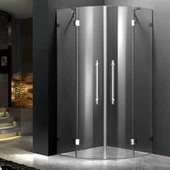 Cabina doccia con porta a battente
